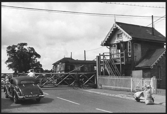 1950s Walton Crossing